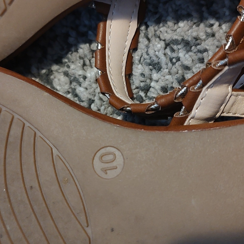 LimeLight Sandals - Picture 6 of 7